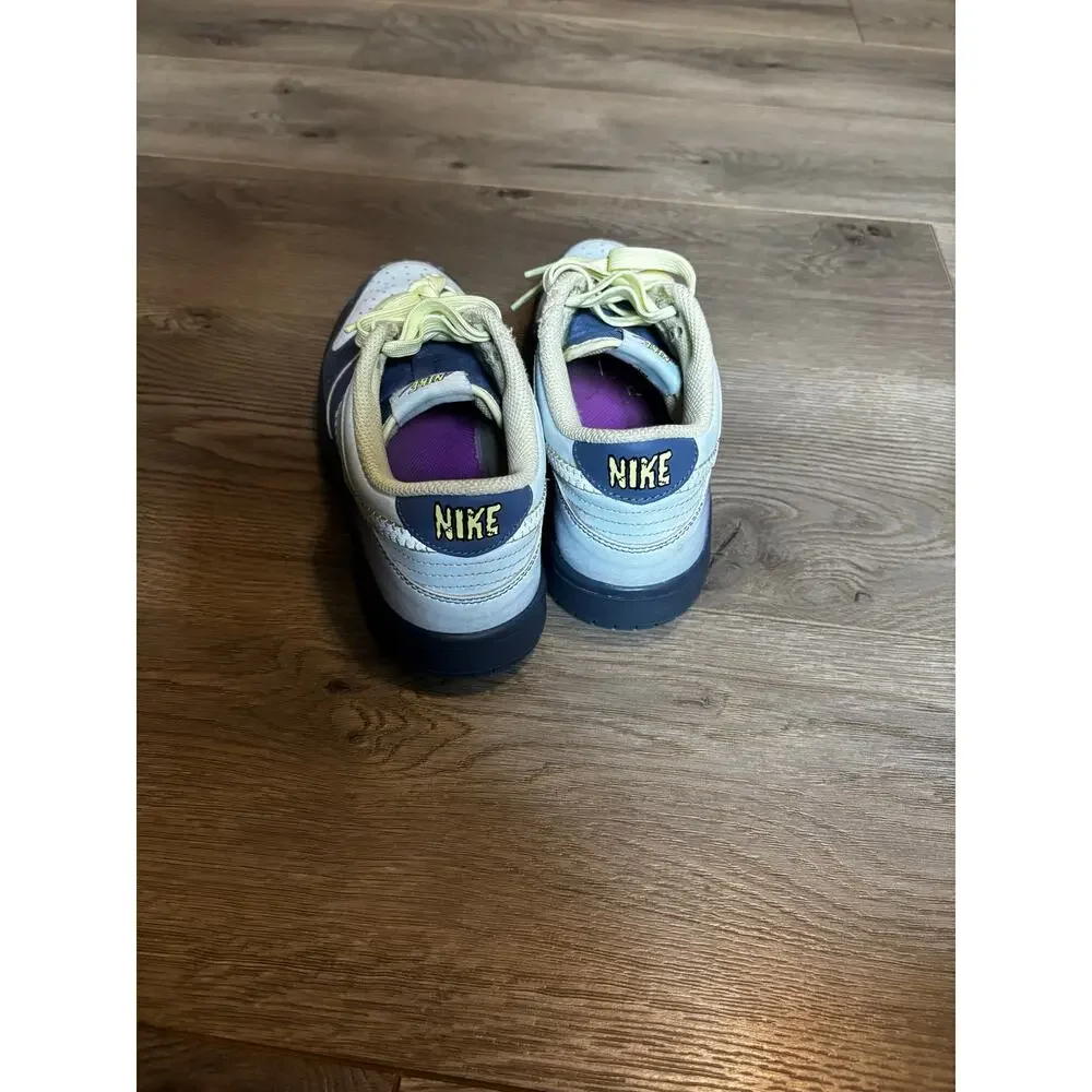 Nike quarter designed